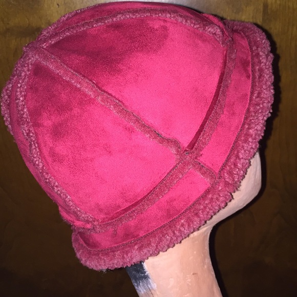 Lands End Sz S/20” suede hat w comfy, warm inner - Picture 4 of 4